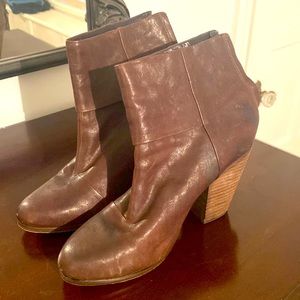 Rag and Bone original Newbury Brown Booties sz 40/10